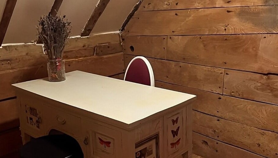 Upstairs room with dressing table